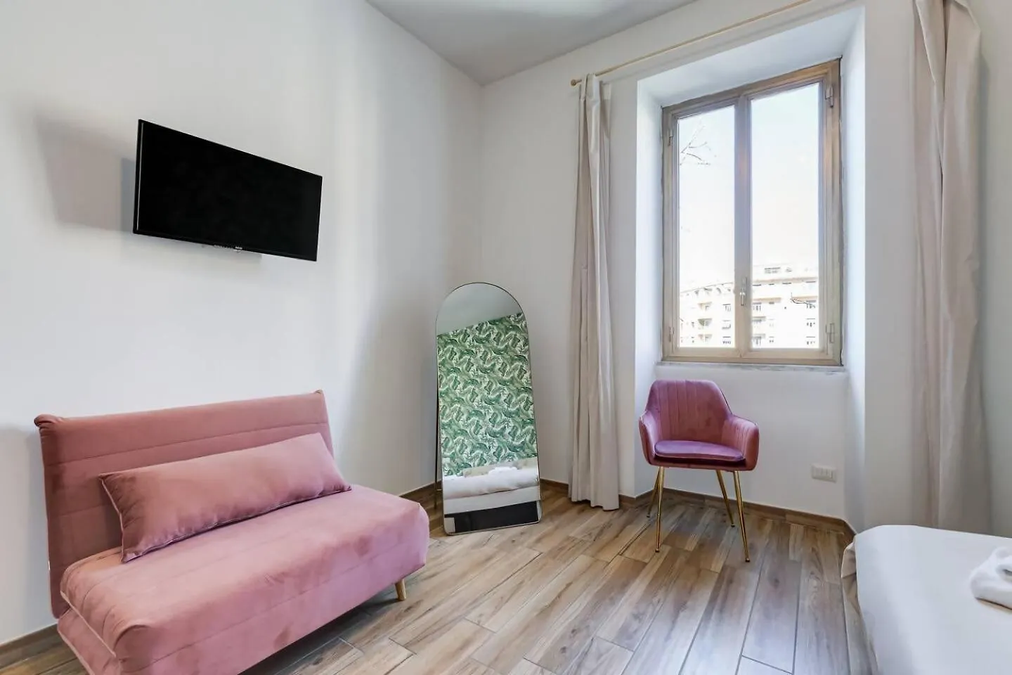 Bright And Spacious 2Bdr Apartment Rome
