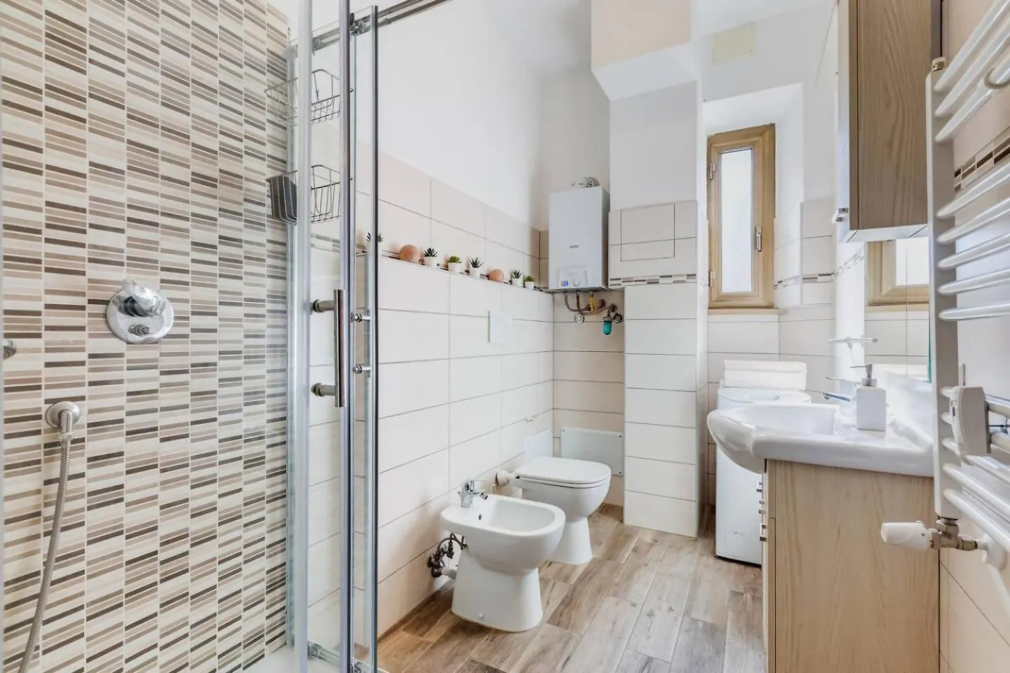 Bright And Spacious 2Bdr Apartment Rome
