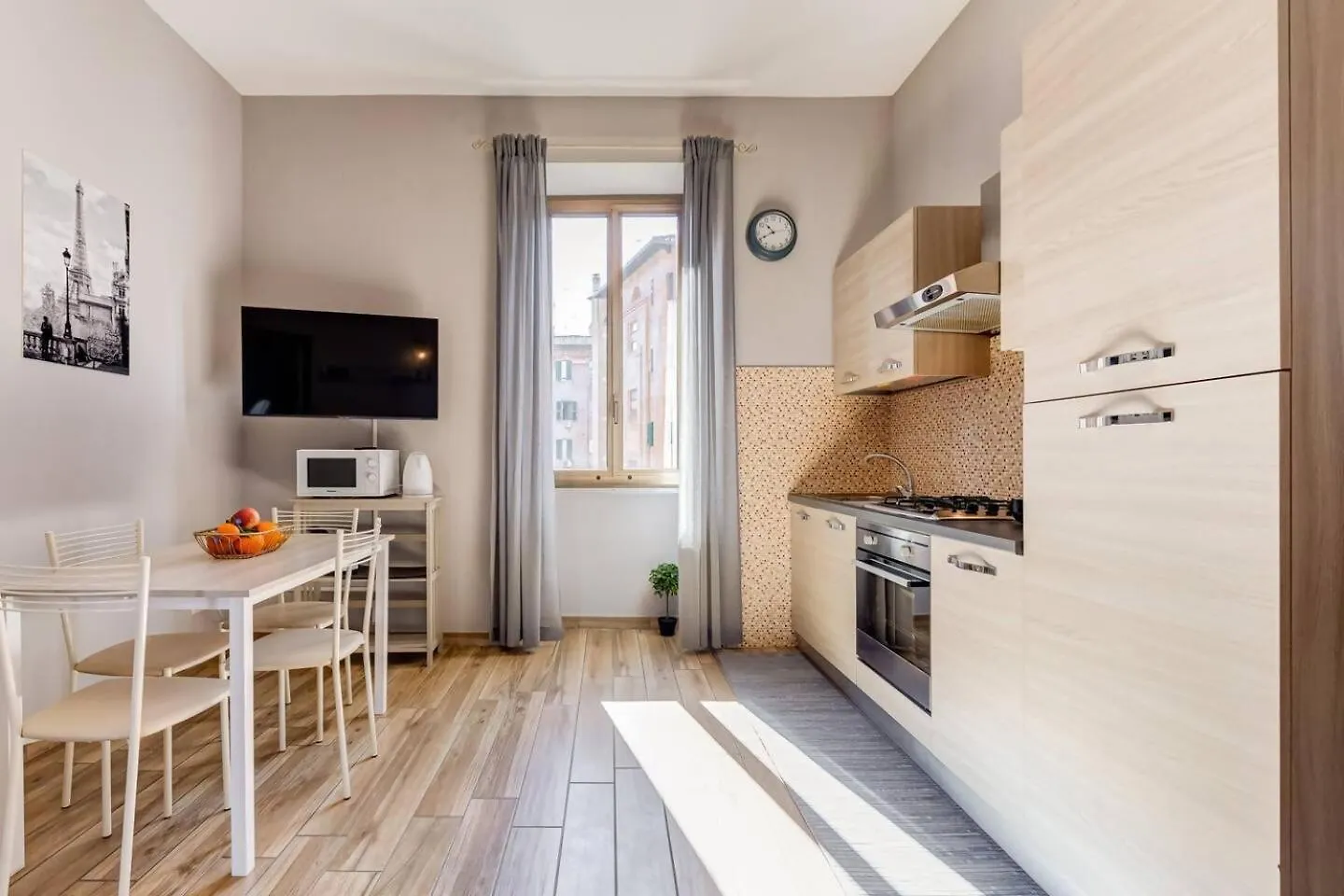 Bright And Spacious 2Bdr Apartment Rome